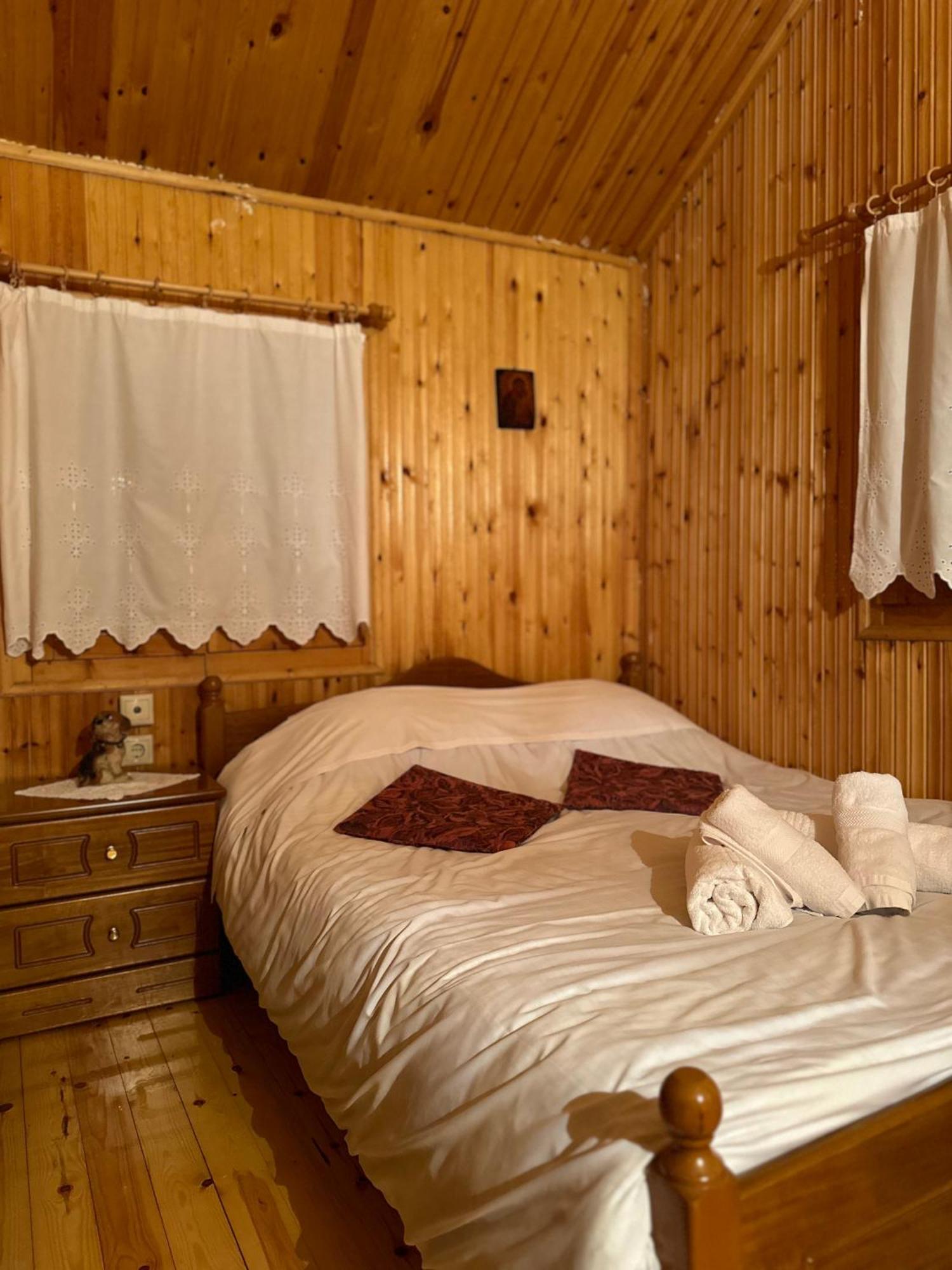 Traditional Wooden Apartment Koutsodímos Dış mekan fotoğraf